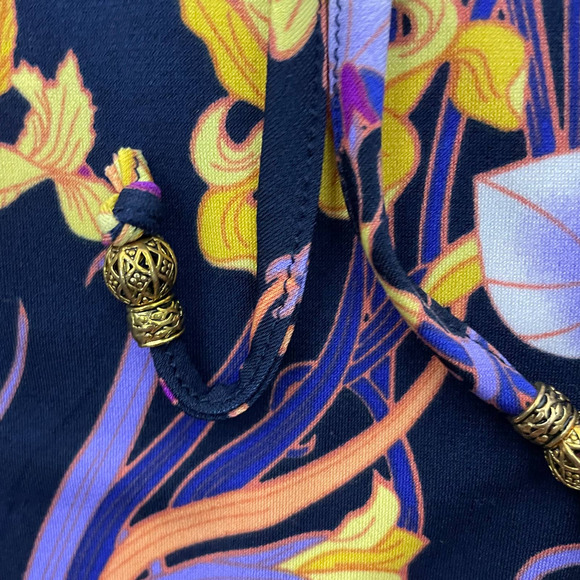 Susan Graver Liquid Knit Floral Tunic size L - Picture 8 of 12